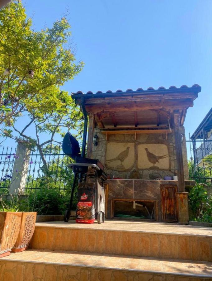 Kyshta Za Gosti Raya Fazanovo Exterior photo